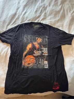 Mitchell & Ness Iverson Magazine Cover Tee